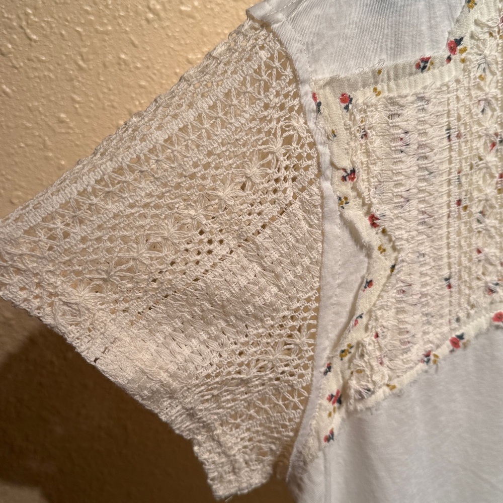 POL Oversized star detail patchwork short sleeve tee top long lace sleeves hem - Picture 8 of 12